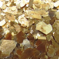 Pure Metallic Naturals GOLD Mica Flakes 1/4" - 2oz wt. (12oz by volume)